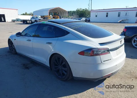 2015 Tesla Model S 70D/85D/P85D from USA, damaged, VIN 5YJSA1H21FFP76844